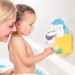 Imagen de Juguete De Baño Tommies Pinguino Para Duchar Bebes 18m+