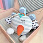 Imagen de Juguete Colgante Dolce Toy Pavo Real Didactico Texturas Bebe