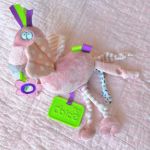 Imagen de Juguete Colgante Flamenco Dolce Toy Bebes Didactico Mordillo