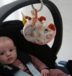 Imagen de Juguete Colgante Erizo Dolce Toys Bebes Didactico Mordillo