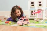 Imagen de Juguete Auto Rosa De Sophie Madera Con Maleta Niños 3 Años+ Sophie Rosa