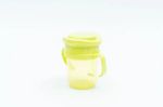 Imagen de Vaso Con Asa, Boquilla Con Decantador Tapa Antigoteo Bebedue Verde