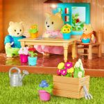 Imagen de Set De Muñecas Famillia Lil Woodzeez Gatos Whiskerelli 3a+