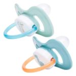 Imagen de Kit De 2 Chupetes Comfort Silicone Que Brillan En La Oscuridad, Buba Dino, De 6 A 12 Meses 6-12 Meses