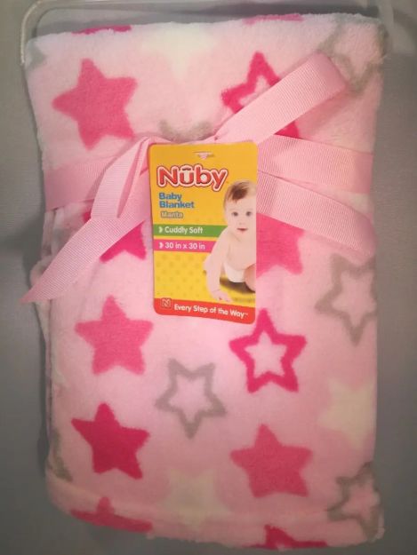 Imagen de Manta Microfibra Bebé Nuby  Impresiones Estrellas Rosa