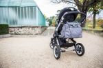 Imagen de Bolso Cartera Maternal Babymoov Gris Con Accesorios Espacios Gris Oscuro Estrellita
