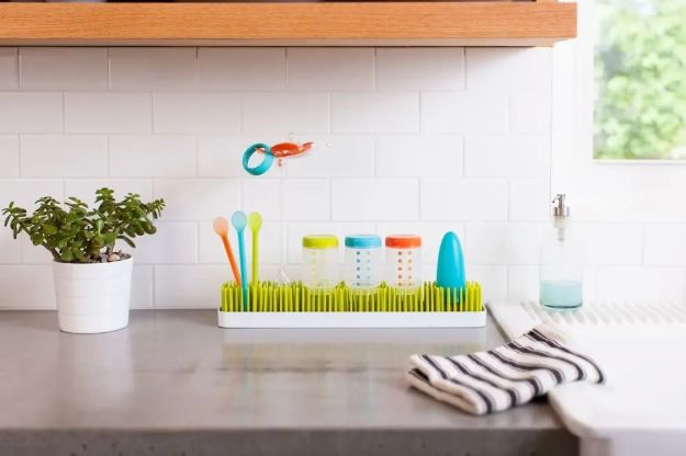 Imagen de Pasto Escurridor Rectangular Boon Para Colocar Accesorios