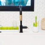 Imagen de Pasto Escurridor Rectangular Boon Para Colocar Accesorios