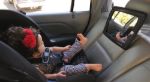 Imagen de Espejo Retrovisor Y Porta iPad Para Autos Gris Bebés Jjcole 