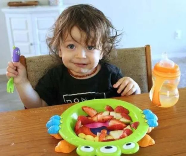 Imagen de Juego Plato, Cubiertos, Vaso Antivuelco, Lunchera Termica Mo