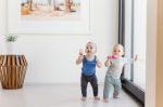 Imagen de Mordillos De Alimentación Boon Silicona  Bebés Nenas Varon Multicolores 6 Meses+