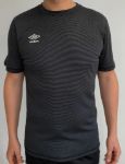 Imagen de Remera Manga Corta Umbro Para Hombres Deportiva Loose Cation Gris Oscuro L