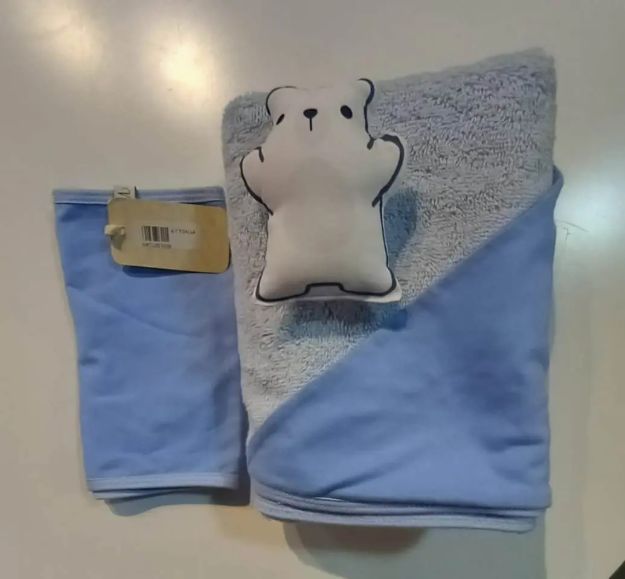 Imagen de Kit De Toalla Con Capucha Y Provechero Bebes Azul