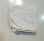 Imagen de Sabana Mantita De Algodón Para Bebes Blanca Borde De Rayitas