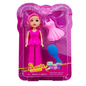 Imagen de Muñeca con accesorios