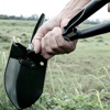 Imagen de Pala con pico plegable con estuche para camping
