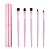 Imagen de set de 5 pinceles para maquillaje en estuche metálico