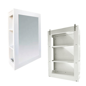 Imagen de Gabinete de baño con espejo y  estantes para colgar