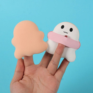 Imagen de Esponja de maquillaje forma de nube