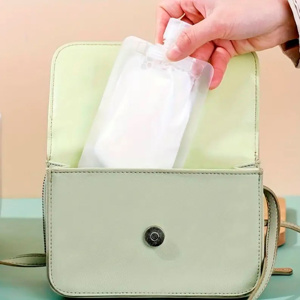 Imagen de Botella plástica flexible con tapón para viaje 100ml