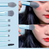 Imagen de Set de brochas para maquillaje en estuche símil cuero