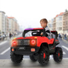 Imagen de Auto tipo jeep todoterreno a batería con luz