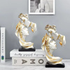 Imagen de Adorno decorativo escultura estatuilla Pareja en resina